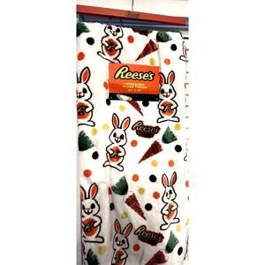 REESES Peanut Butter Cups EASTER Bunny-Oversized 60x70 Bunny & Carrots